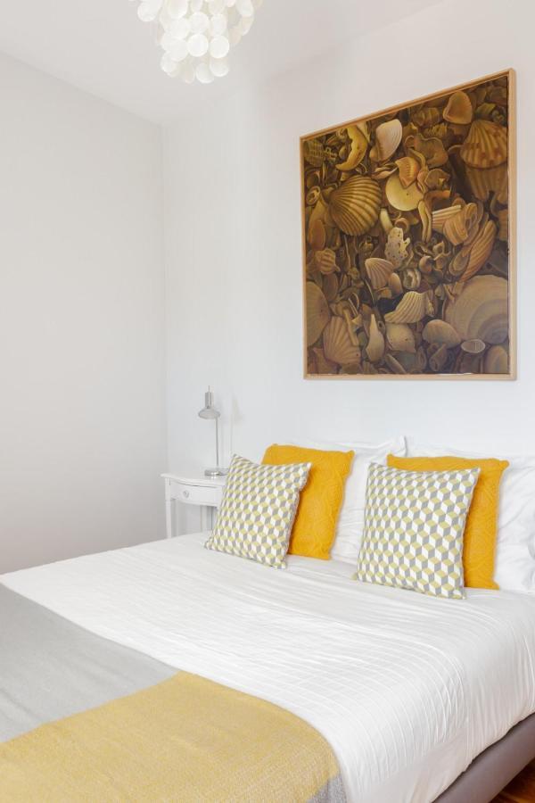 Amazing Rooftop Terrace With River And Historic City View 4 Bedrooms 4 Bathrooms Ac 19Th Century Building Chiado Lisboa Eksteriør bilde