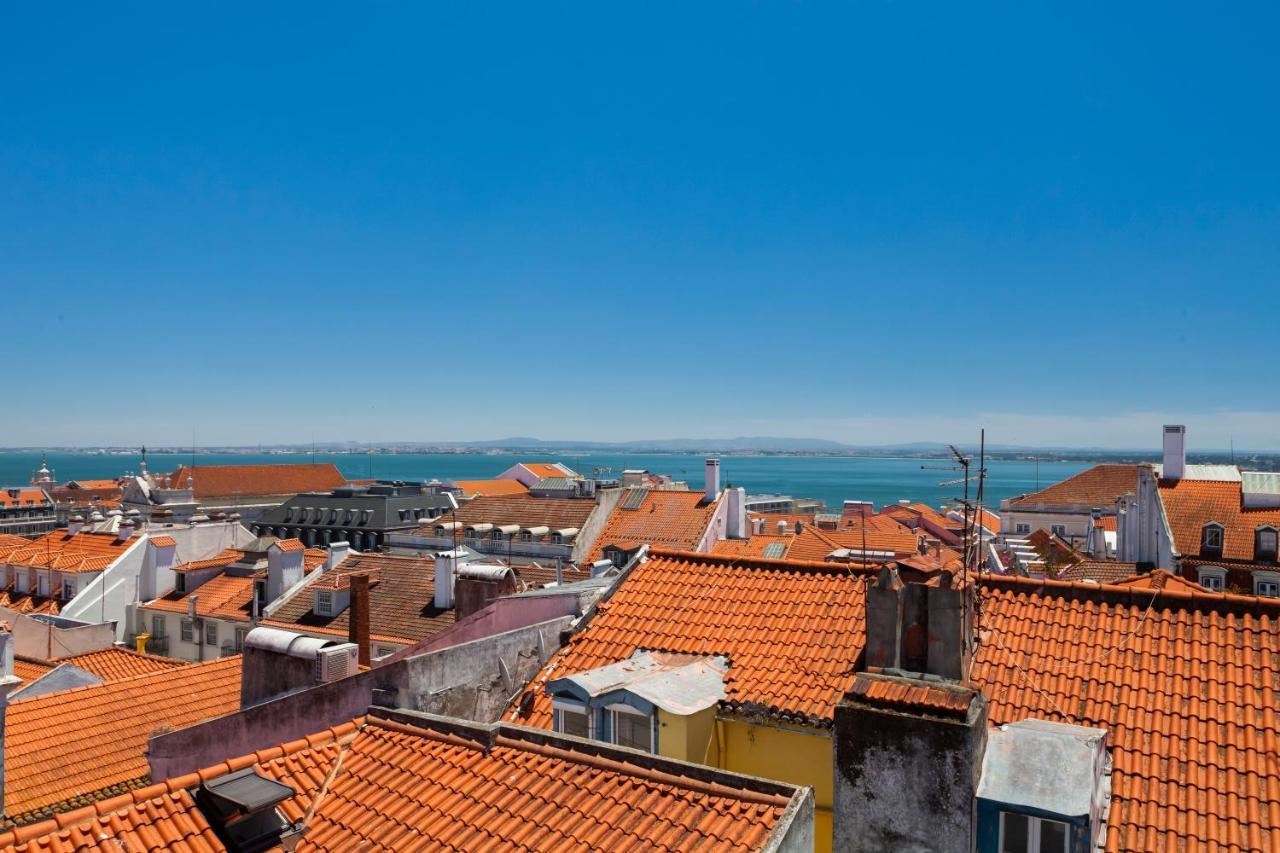 Amazing Rooftop Terrace With River And Historic City View 4 Bedrooms 4 Bathrooms Ac 19Th Century Building Chiado Lisboa Eksteriør bilde